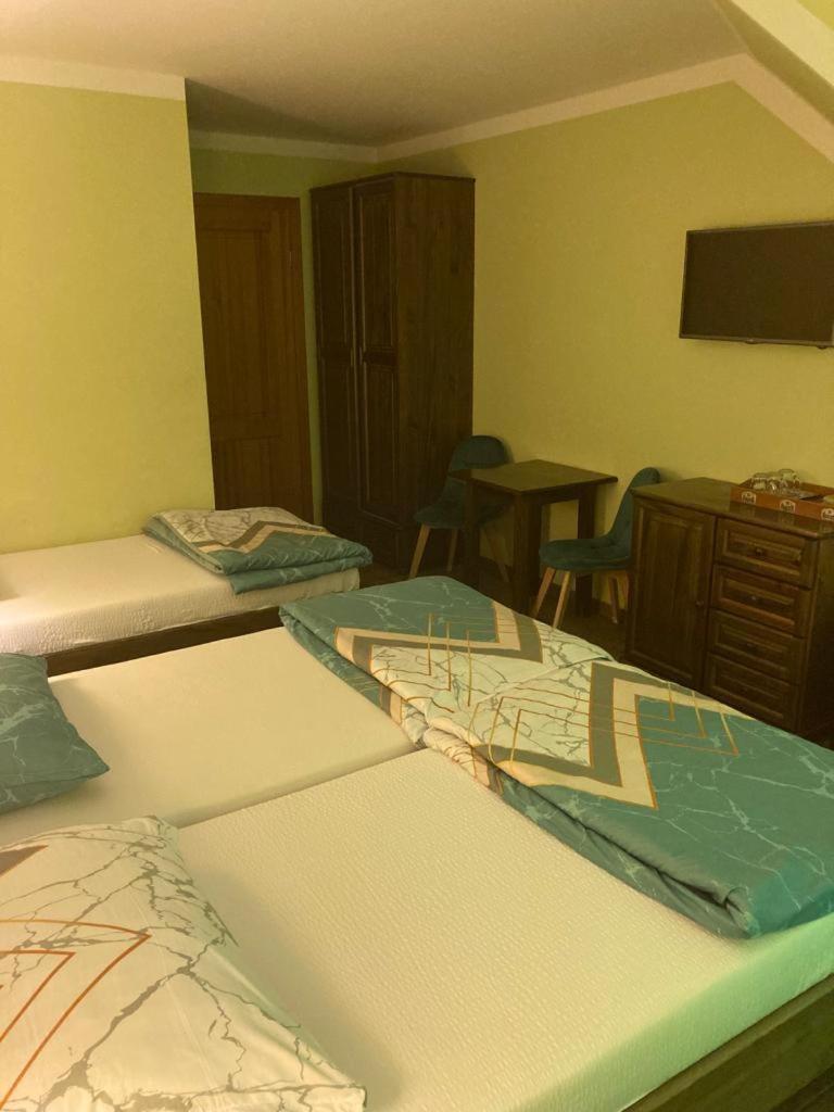 Pod Delfinem Rewal Appartement Buitenkant foto